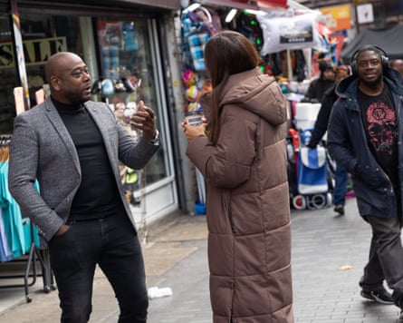 Lee Lawrence talking to people in Brixton