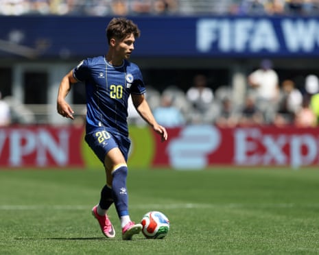 Esmir Bajraktarevic playing against Qatar in Seattle.