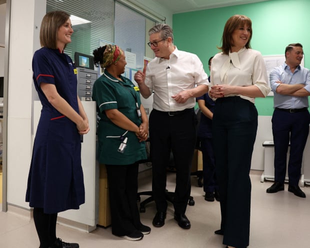 ¿Un presupuesto para salvar las finanzas británicas? Sería más bien una operación para salvar nuestra piel. ¿Un presupuesto para salvar las finanzas británicas? Sería más bien una operación para salvar nuestra piel.