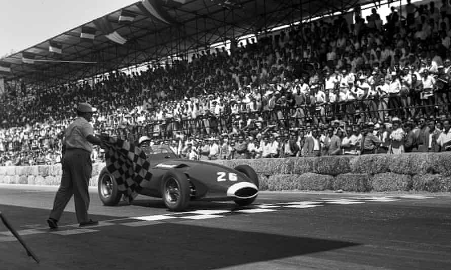 Stirling Moss taking part in the Pescara Grand Prix in a British Vanwall car, 1957.
