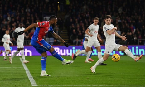 Crystal Palace vs Tottenham: Premier League – live | premier league 2 Ayew shoots but fails to score.