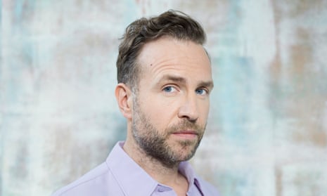 ‘I try to be nice. Well behaved. I try not to get carried away’: Rafe Spall wears lilac shirt by amiparis.com.