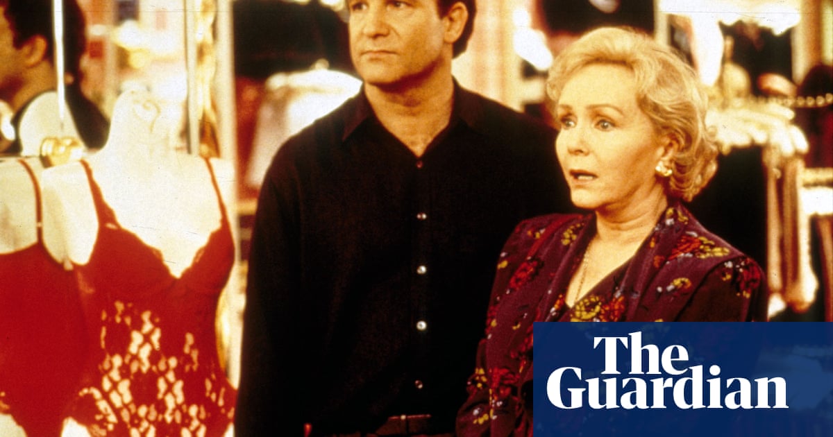 Debbie Reynolds Her Life And Career In Pictures Film The Guardian Debbie Reynolds Her Life And Career In Pictures Film The Guardian