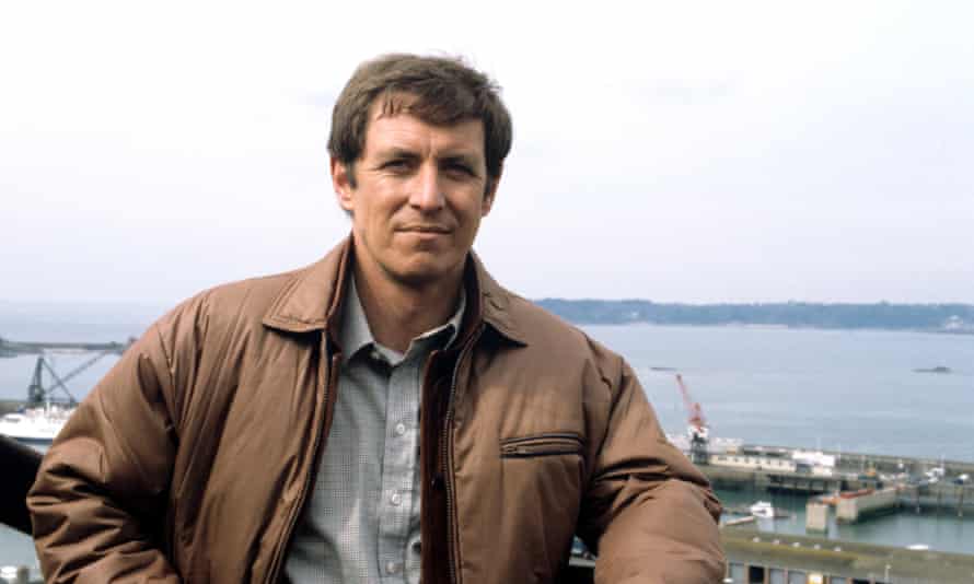 John Nettles in Bergerac.