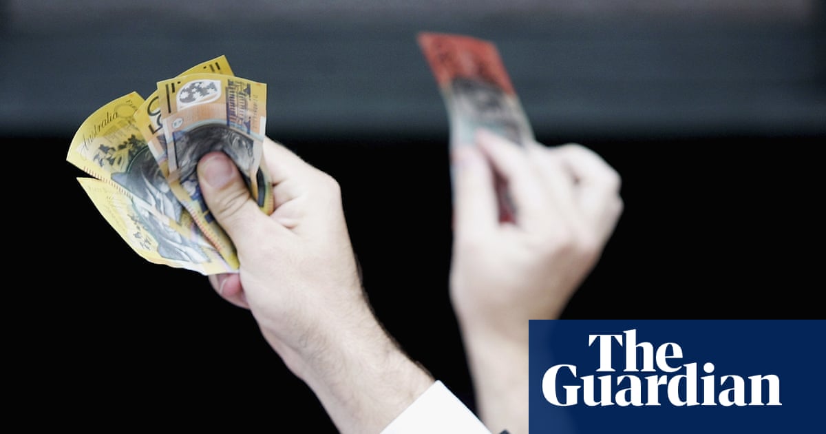 Australia’s median wealth falls almost 7% since 2020 despite the rich getting richer, report says