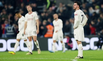 Mason Mount looks pained as Manchester United slump to defeat at Selhurst Park.