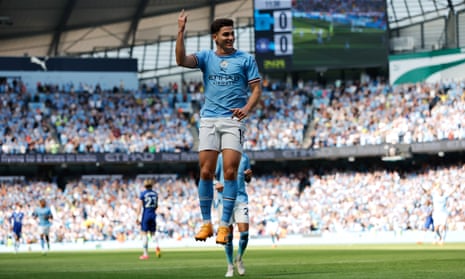 Julian Alvarez celebrates scoring for City.