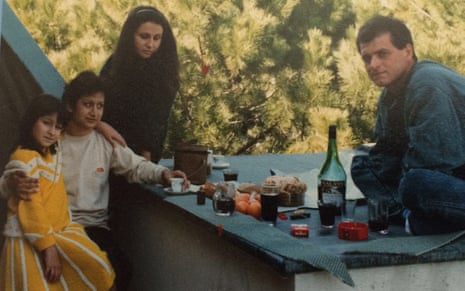Dina Nayeri (left) with her mother and a Romanian couple at hotel Barba refugee camp, outside Rome, in 1989