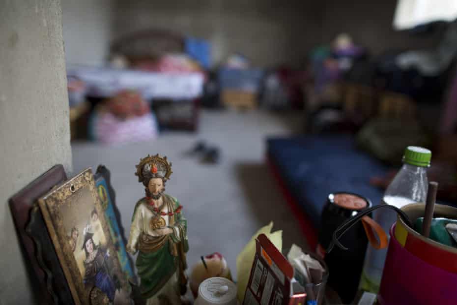A statuette of Jesus stands in an abandoned home taken over by FUPCEG vigilantes in Chichihualco.