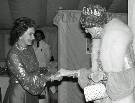 Dame Edna Everage meets the Queen at the gala variety performance for the monarch’s silver jubilee in 1977.