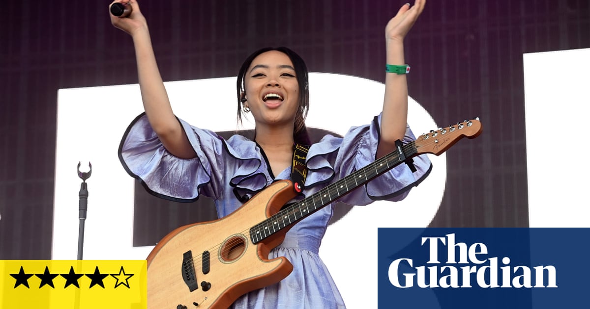 Latitude festival review: a hyper-real return to glitter, beer and British musical brilliance