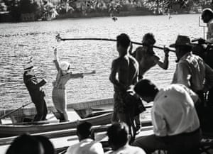 Chaplin filming a farcical murder attempt for “Monsieur Verdoux (1947)