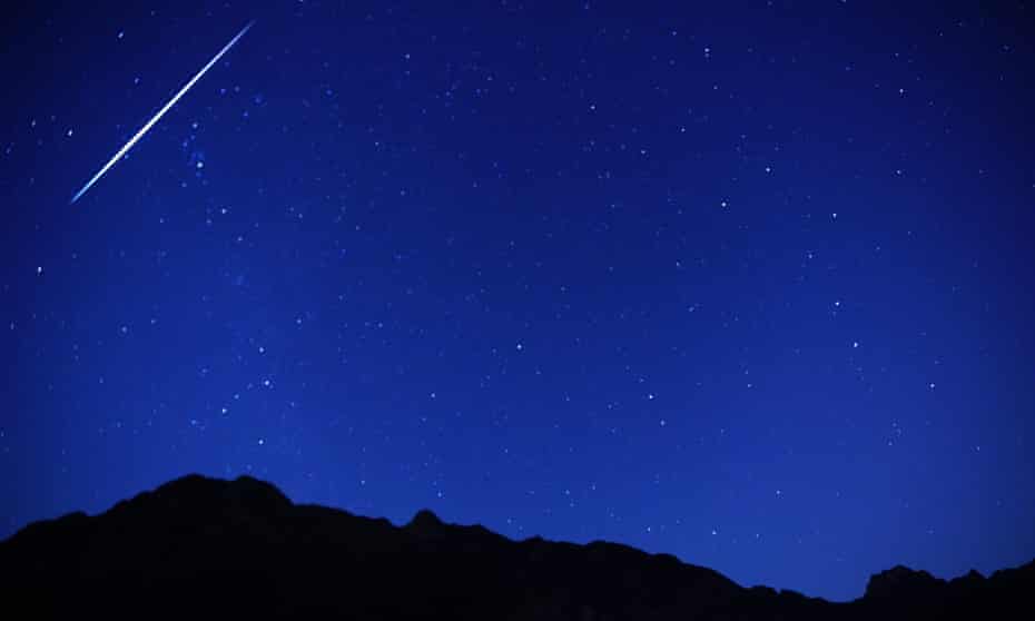 a meteor during the Geminids meteor shower