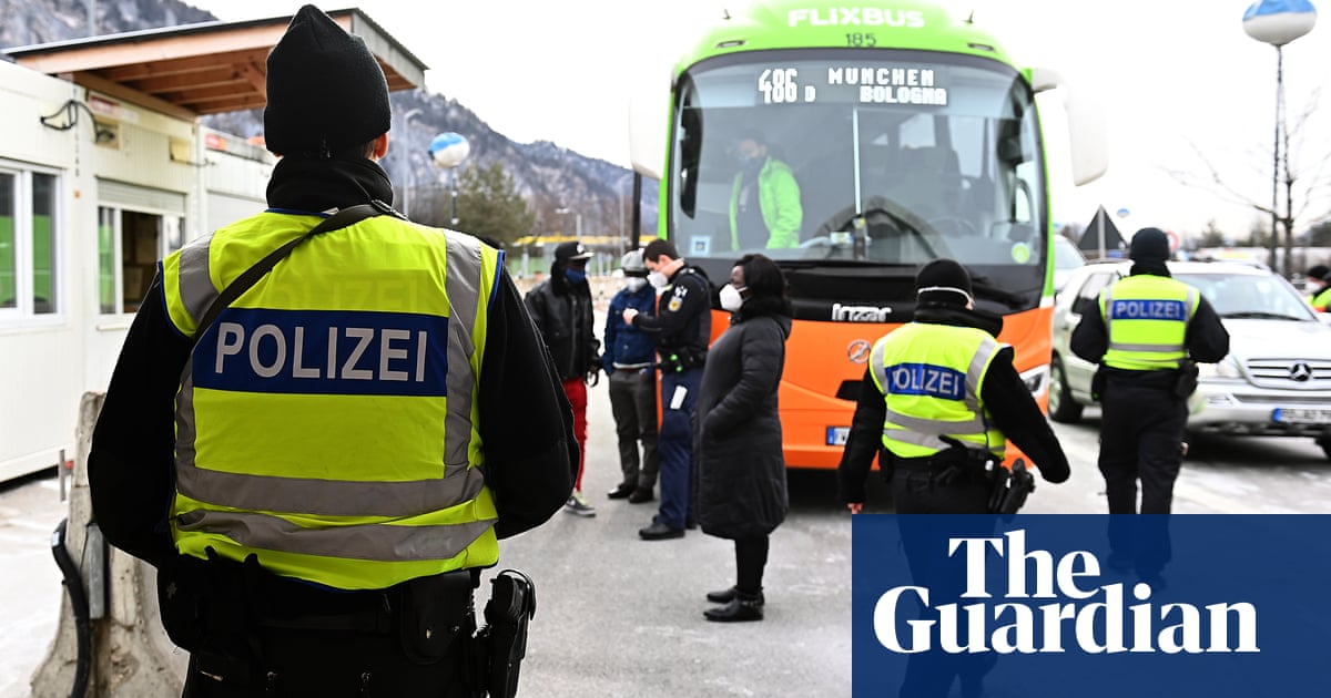 EU tells six countries to lift Covid border restrictions