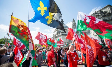 Independence campaigners in Cardiff