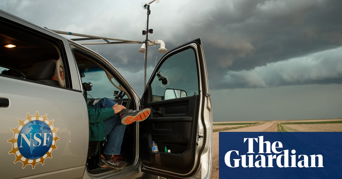 US scientists feeling ‘stress and fear’ as sweeping Trump orders hit funding | US news US scientists feeling ‘stress and fear’ as sweeping Trump orders hit funding | US news