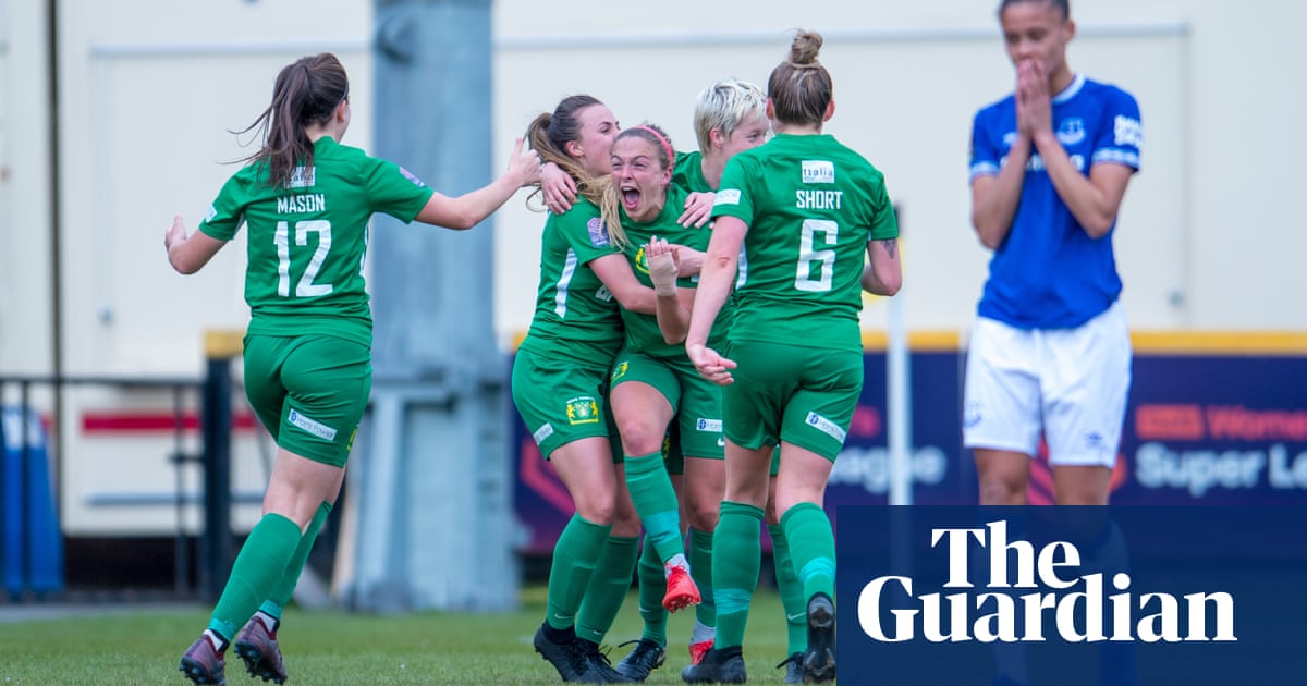 Feelgood Glow In Women S Football Does Not Extend To Finances