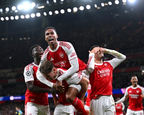 Arsenal 4-0 Atlético Madrid: Champions League – as it happened | Champions League | The Guardian