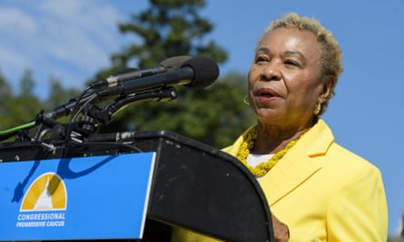 Barbara Lee speaks during a press conference with other members on the Inflation Reduction Act.
