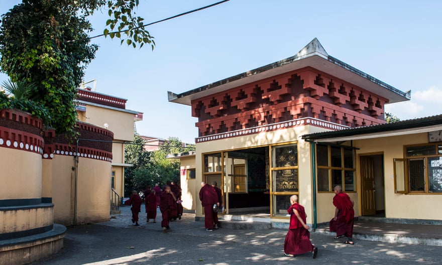 Monks at Kopan monastery