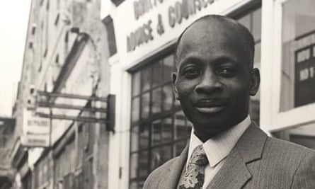 Courtney Laws em Brixton, Londres.