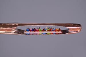 Last Supper needle sculpture by Willard Wigan