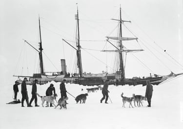 On 6 January 1915 the Endurance was able to anchor to a large floe, allowing the dogs their first exercise in over a month.