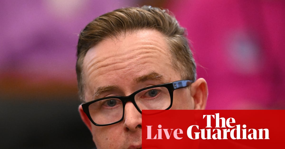 Former Qantas CEO Alan Joyce Receives $3.8M Final Payout Amid Executive Bonus Cuts