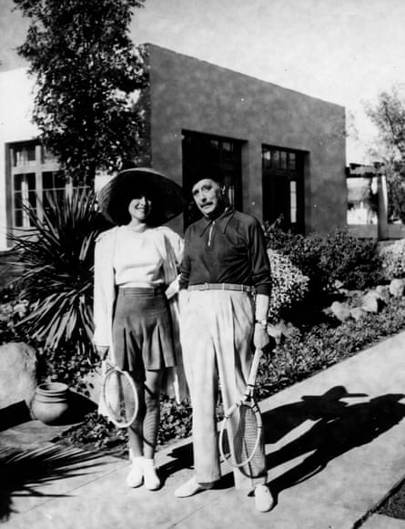 HG Wells about to play tennis with Paulette Goddard, wife of Charlie Chaplin, at the El Mirador Hotel in Palm Springs circa 1931.