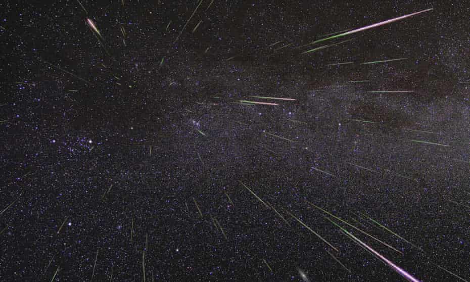 Perseid meteors light up the sky in August 2009 in this time-lapse image.