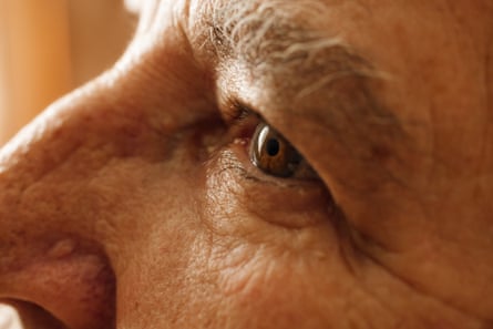 Close-up of an elderly woman’s eye showing wrinkles, texture, and warm skin tonesA detailed close-up of an elderly woman’s eye, capturing the rich brown iris, fine lines, and warm skin tones. The image conveys wisdom, experience, and the passage of time.