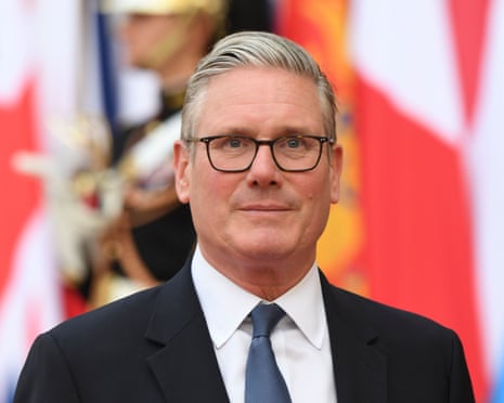 Starmer will hold farewell talks with his senior ministers in Downing Street before taking his last PMQs.