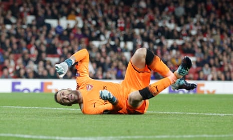 David Ospina will risk the wrath of Arsène Wenger if he tries anything resembling the antics of Rene Higuita, who Arsenal manager calls ‘the crazy keeper’. 