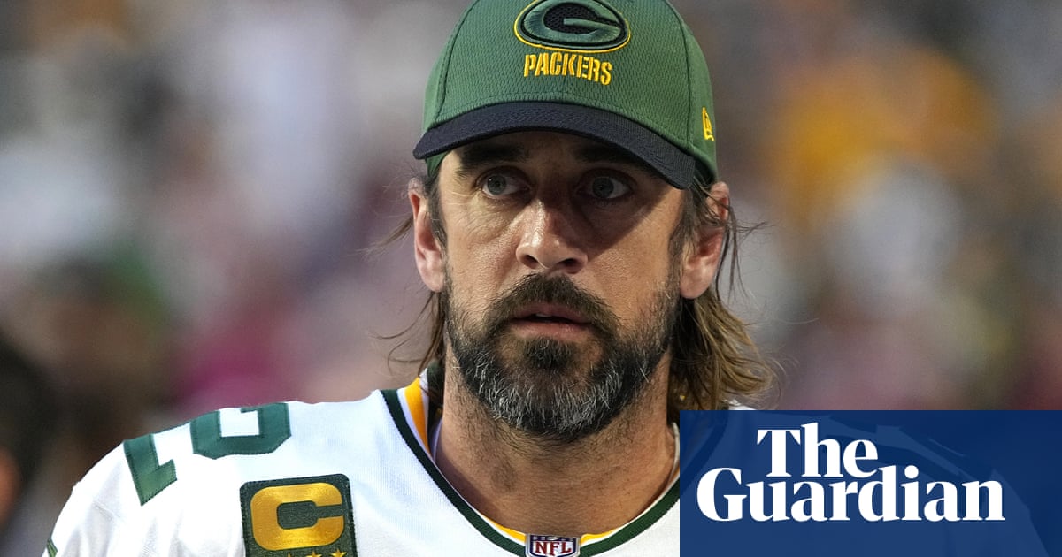 Aaron Rodgers admits to misleading vaccine comments but stands firm on Covid
