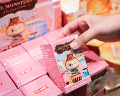 Labubu blind box toy