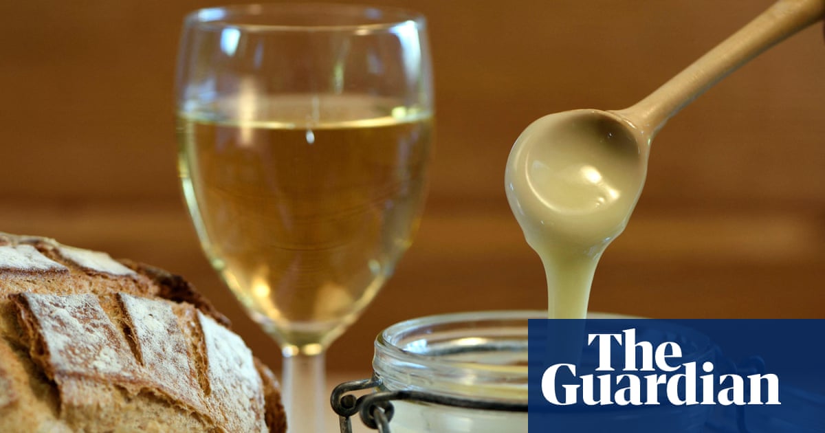 Se ha convertido en una especie de locura: los influencers difunden noticias sobre el queso francés saludable.