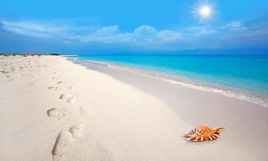The eastern side of the island has Aruba