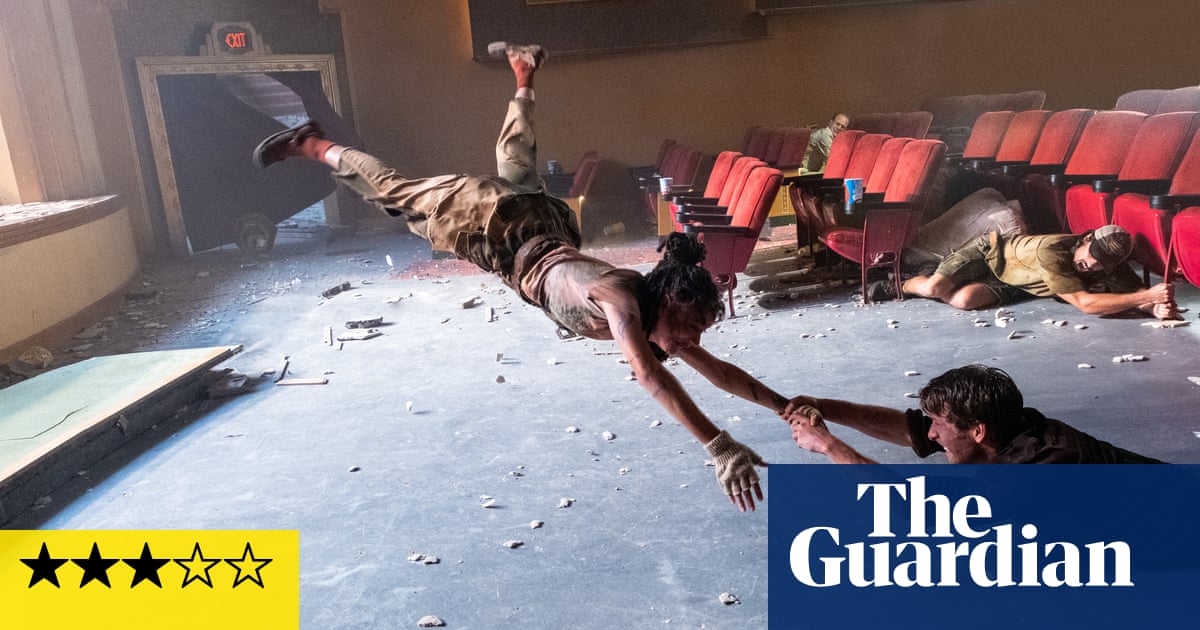 Crítica de Torbellinos – Glen Powell y Daisy Edgar-Jones encuentran un romance vertiginoso en la secuela de los años 90 sobre hackeo del clima | Película Crítica de Torbellinos – Glen Powell y Daisy Edgar-Jones encuentran un romance vertiginoso en la secuela de los años 90 sobre hackeo del clima | Película