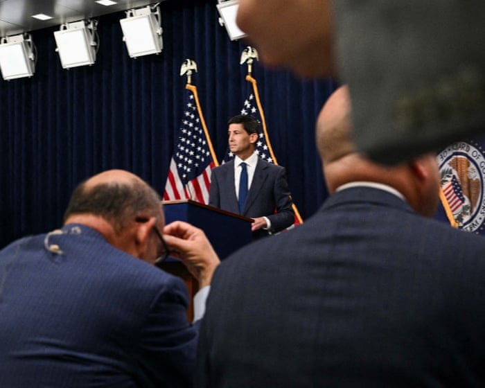 Fed set to hold interest rates steady in last decision before midterms