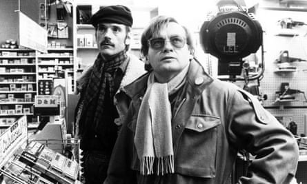 Jeremy Irons avec Skolimowski sur le tournage de Moonlighting.