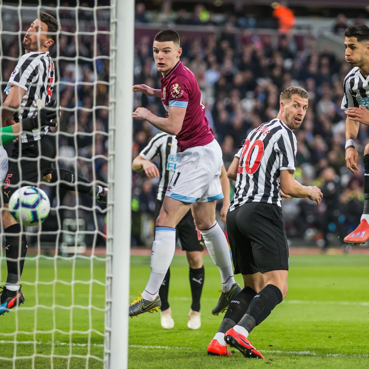 Manuel Pellegrini Hails West Ham Star Declan Rice As England S Best Choice Football The Guardian