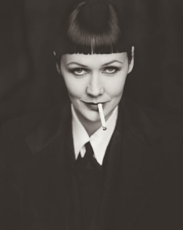 Lucy Ferry, Paris, 1993 Photo London’s Master of Photography exhibition returns for 2026 with a presentation bylegendary American fashion photographer Steven Meisel. A rare exhibition of his work, thispresentation highlights Meisel’s photography in London, and in particular his iconic‘Anglo-Saxon Attitude’ series. 93028 POL 216 113198 RT3 V5 RGB