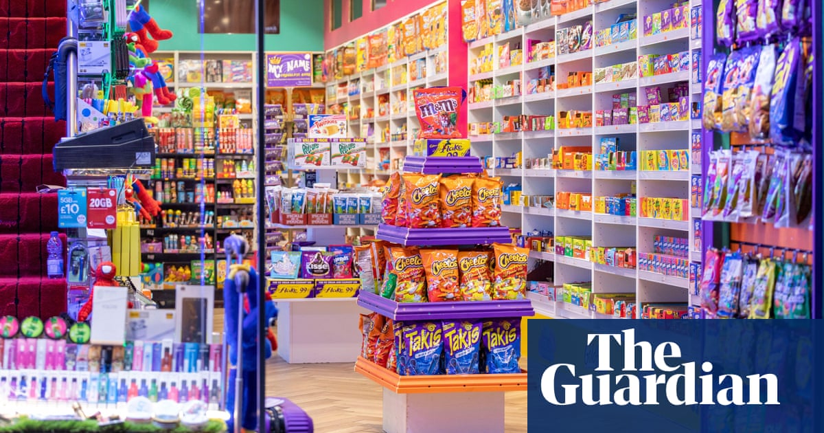 Pedestrianisation would help rid Oxford Street of American sweet shops