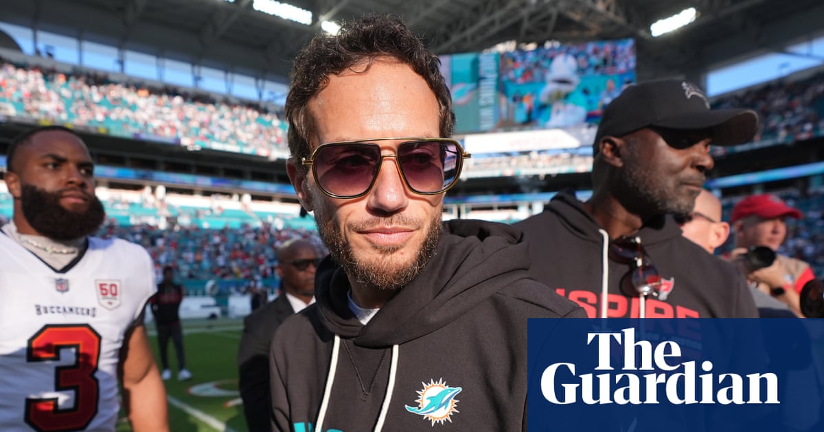 Dolphins fire Mike McDaniel after missing playoffs for second season in row Dolphins fire Mike McDaniel after missing playoffs for second season in row