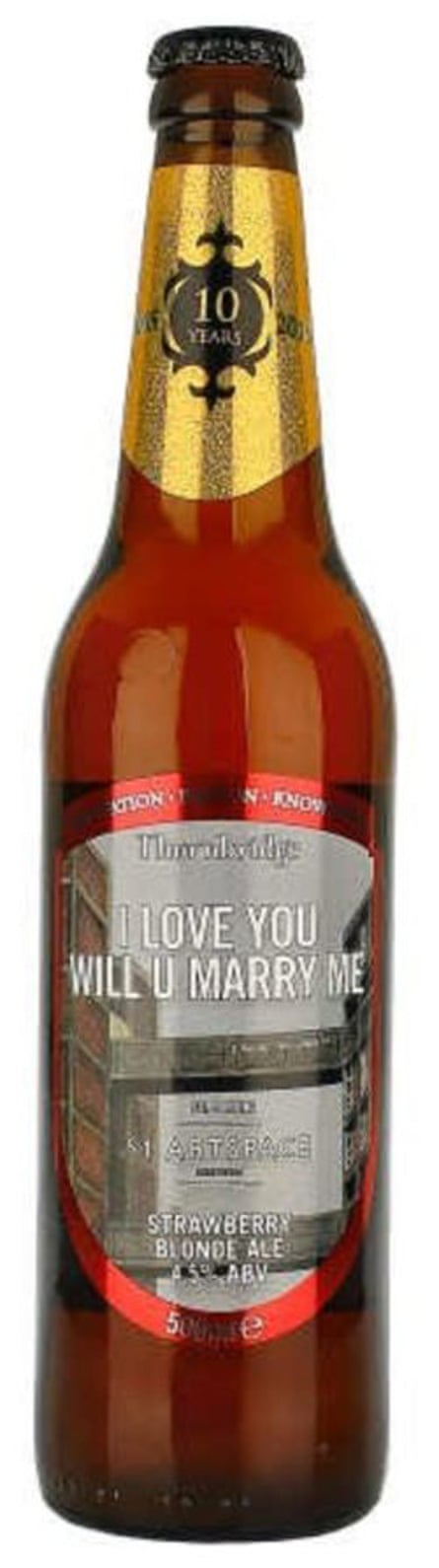 A bottle of beer with 'I love you will u marry me' on the label