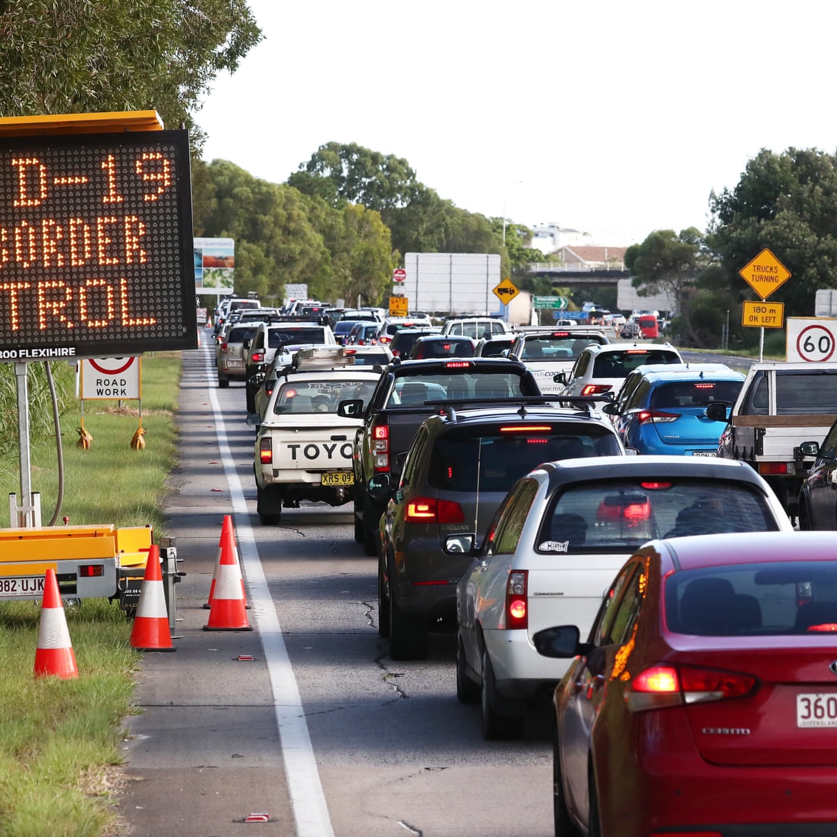 Long Delays As Queensland Nsw Border Closed For First Time Since Spanish Flu In 1919 Queensland The Guardian Long Delays As Queensland Nsw Border Closed For First Time Since Spanish Flu In 1919 Queensland The Guardian