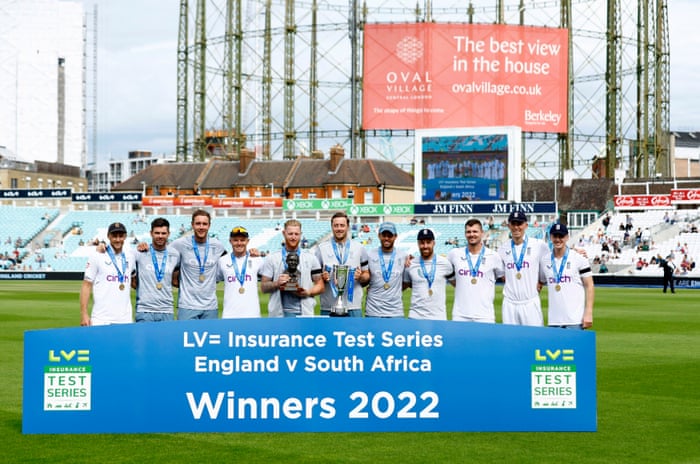 England beat South Africa by nine wickets to win third Test and series – as it happened | England v South Africa 2022 3 England's Ben Stokes and team-mates celebrate winning the match and series with the trophies.