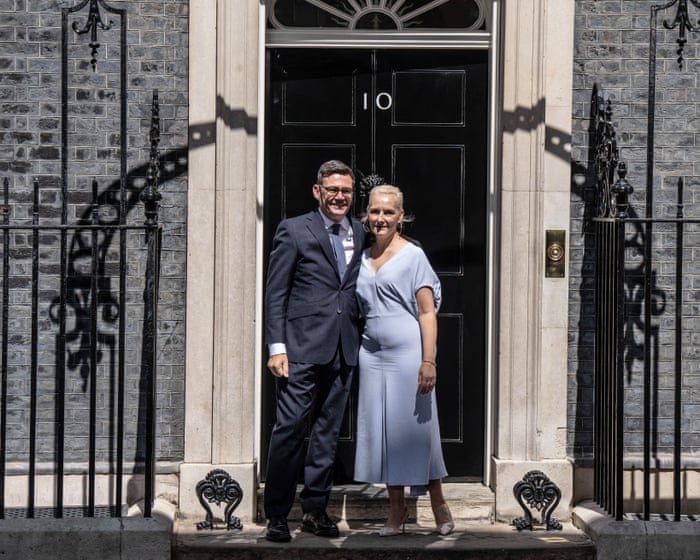 Andy Burnham pledges to end rough sleeping in first speech as prime minister – UK politics live