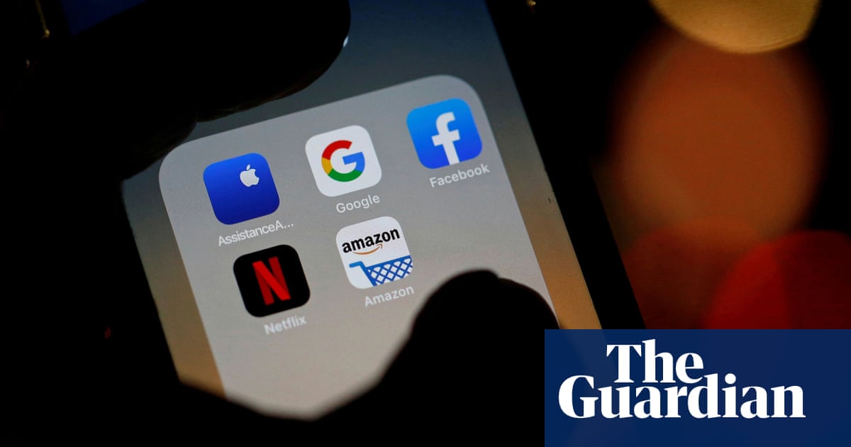 Ministers urged to limit Facebook and Googles power over ad market