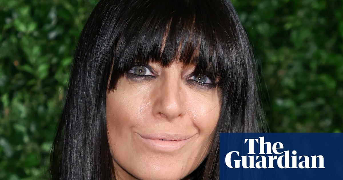 Claudia Winkleman says goodbye to BBC Radio 2 listeners during final show